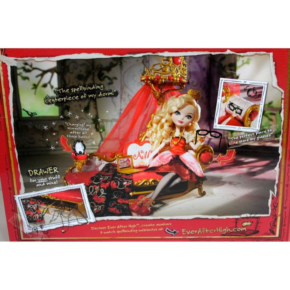 Ever After High Apple White Fainting Couch Sofa Bed